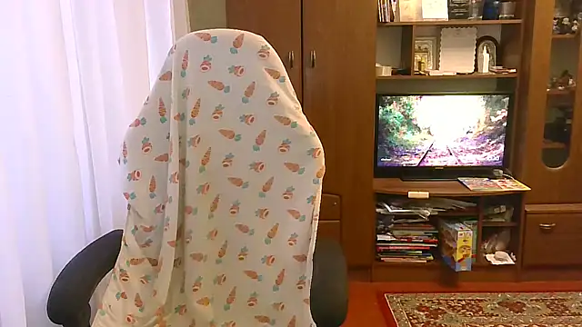 Snapshot of HunterOnBoobs chatting on 10-14-25, 07:20 HunterOnBoobs online show from 10-14-25, 07:20