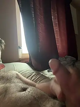 Snapshot of Klaus298 chatting on 01-16-26, 11:58 Klaus298 online show from 01-16-26, 11:58