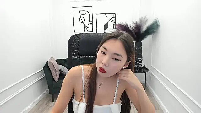 AnnaReyla online show from 09-10-25, 11:21