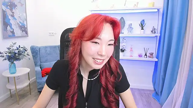 AnnaReyla online show from 05-10-26, 07:08
