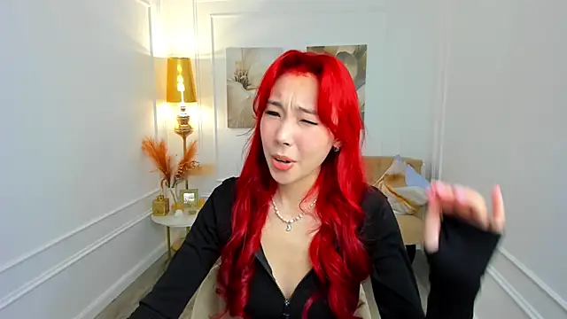 AnnaReyla online show from 06-19-26, 04:28