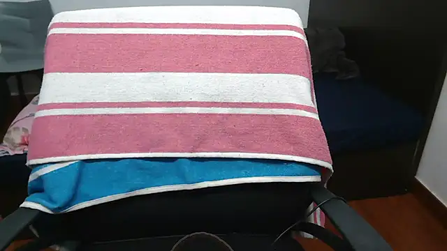 LovelyRosy online show from 09-30-25, 12:37