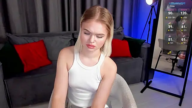 MilaFink online show from 02-09-25, 01:35
