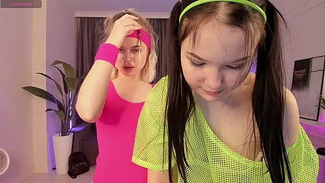 MilaFink online show from 03-16-25, 06:34