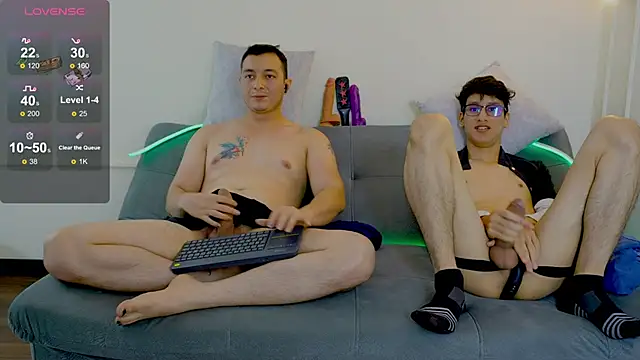 Snapshot of Cum_hunters chatting on 01-31-25, 05:42 Cum hunters online show from 01-31-25, 05:42