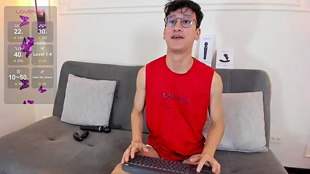 Cum hunters online show from 11-15-25, 03:37