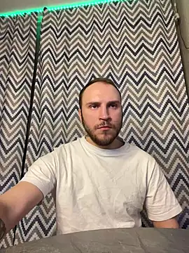 Snapshot of _XxX-XxX_ chatting on 01-30-25, 12:18 XxX-XxX online show from 01-30-25, 12:18