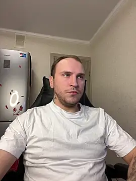 Snapshot of _XxX-XxX_ chatting on 02-13-25, 08:45 XxX-XxX online show from 02-13-25, 08:45