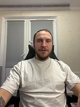 Snapshot of _XxX-XxX_ chatting on 03-02-25, 12:31 XxX-XxX online show from 03-02-25, 12:31