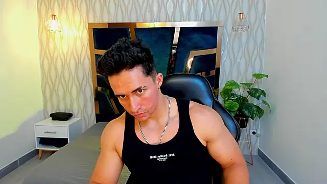 Snapshot of Brad_Summer chatting on 03-19-25, 05:28 Brad Summer online show from 03-19-25, 05:28
