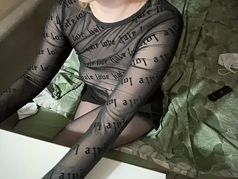 HotLoveAlice online show from 01-15-25, 10:13