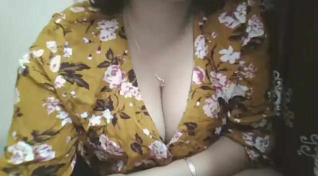 Lovely Sreya online show from 02-17-25, 06:48