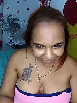 Snapshot of Teresa_mm chatting on 02-19-25, 03:50 Teresa mm online show from 02-19-25, 03:50