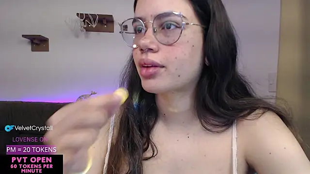 crystalll room online show from 10-03-25, 05:59