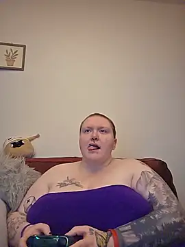 CorgiGodez98 online show from 05-16-26, 03:36