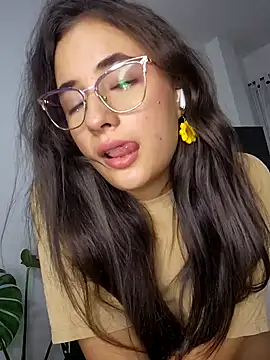 baaby-miiaa online show from 01-25-25, 02:58