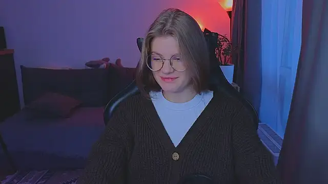 Snapshot of _JessieVibes chatting on 02-17-26, 02:13 JessieVibes online show from 02-17-26, 02:13