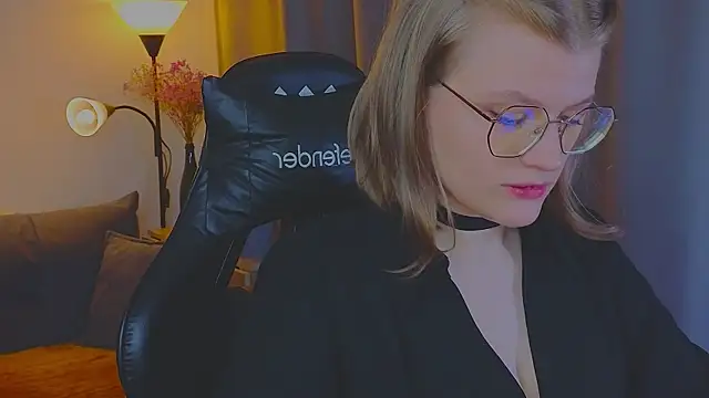 Snapshot of _JessieVibes chatting on 04-04-26, 02:03 JessieVibes online show from 04-04-26, 02:03