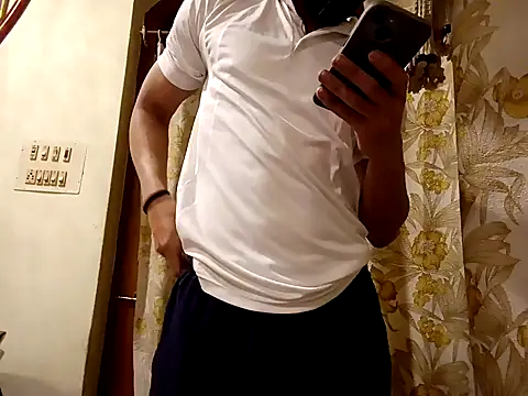 hot hunk boy online show from 02-02-25, 05:59