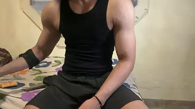 hot hunk boy online show from 07-10-26, 06:21