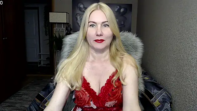 Snapshot of _Mire11a69 chatting on 02-04-25, 02:10 Mire11a69 online show from 02-04-25, 02:10