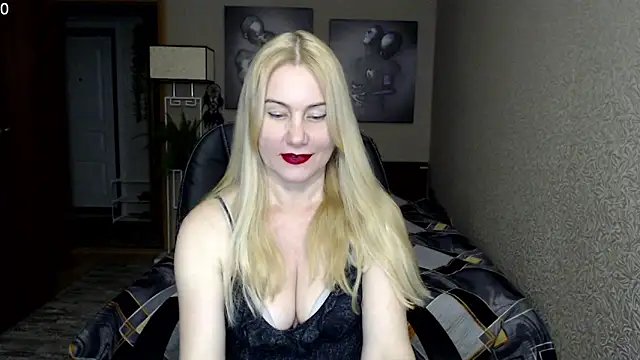 Snapshot of _Mire11a69 chatting on 02-18-25, 08:14 Mire11a69 online show from 02-18-25, 08:14