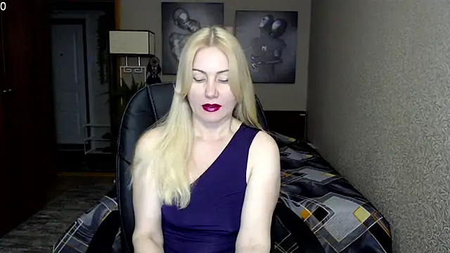 Snapshot of _Mire11a69 chatting on 02-19-25, 02:01 Mire11a69 online show from 02-19-25, 02:01
