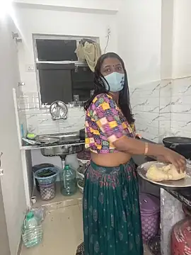 Snapshot of YourSuperTanya chatting on 03-22-26, 04:10 YourSuperTanya online show from 03-22-26, 04:10