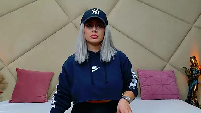 ChloeFrost online show from 11-21-25, 05:50