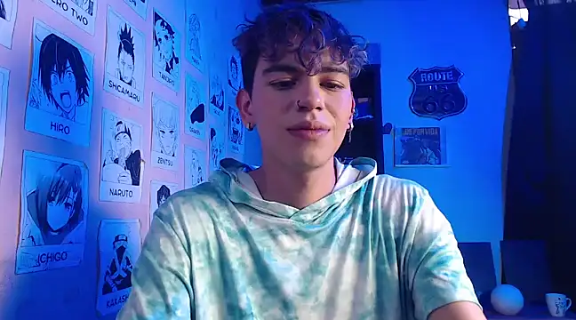 Snapshot of Mickey_Magic chatting on 01-15-25, 09:30 Mickey Magic online show from 01-15-25, 09:30