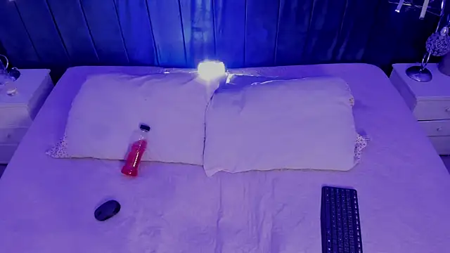 JeanneSabatier online show from 02-27-25, 07:47