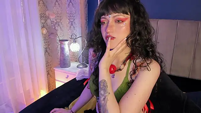 JeanneSabatier online show from 09-27-25, 08:14