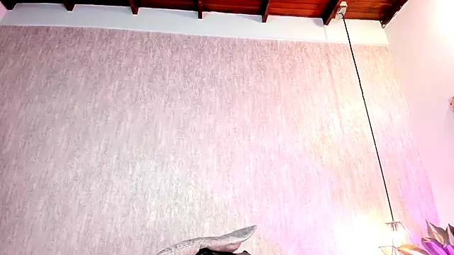 isabella zc online show from 03-05-25, 03:07