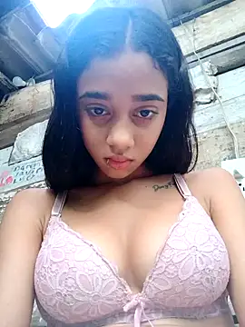 Snapshot of Zoe_Sweett18 chatting on 01-16-25, 10:12 Zoe Sweett18 online show from 01-16-25, 10:12