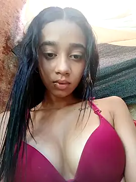 Snapshot of Zoe_Sweett18 chatting on 01-17-25, 06:54 Zoe Sweett18 online show from 01-17-25, 06:54