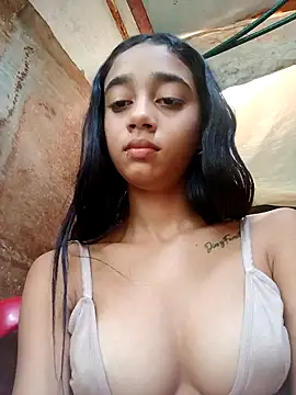 Snapshot of Zoe_Sweett18 chatting on 01-23-25, 10:22 Zoe Sweett18 online show from 01-23-25, 10:22