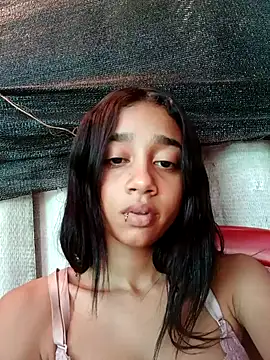 Snapshot of Zoe_Sweett18 chatting on 01-27-25, 07:03 Zoe Sweett18 online show from 01-27-25, 07:03