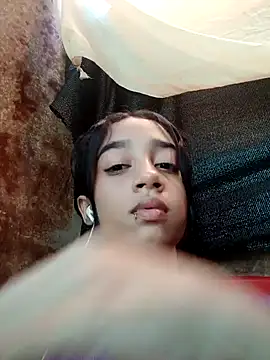 Snapshot of Zoe_Sweett18 chatting on 01-28-25, 07:10 Zoe Sweett18 online show from 01-28-25, 07:10