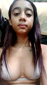 Snapshot of Zoe_Sweett18 chatting on 02-18-25, 01:11 Zoe Sweett18 online show from 02-18-25, 01:11