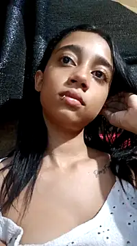 Snapshot of Zoe_Sweett18 chatting on 03-13-25, 10:43 Zoe Sweett18 online show from 03-13-25, 10:43