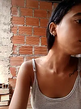 Snapshot of Zoe_Sweett18 chatting on 09-11-25, 06:41 Zoe Sweett18 online show from 09-11-25, 06:41
