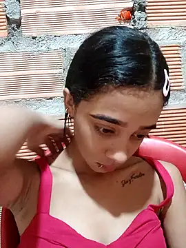 Snapshot of Zoe_Sweett18 chatting on 09-16-25, 12:39 Zoe Sweett18 online show from 09-16-25, 12:39