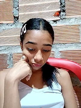 Snapshot of Zoe_Sweett18 chatting on 09-18-25, 12:29 Zoe Sweett18 online show from 09-18-25, 12:29