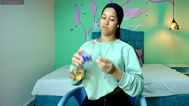 Connie Bell online show from 10-20-25, 07:58