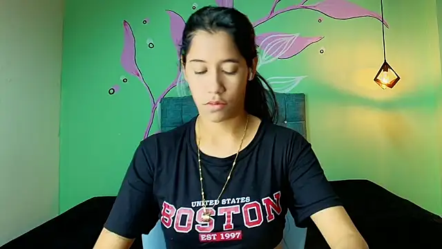 Connie Bell online show from 11-30-25, 02:10