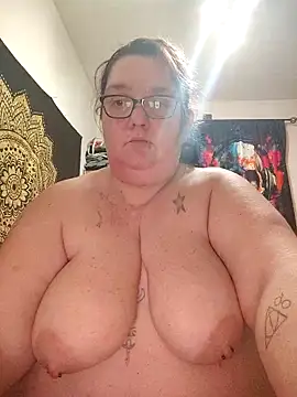 diosacurvy1984 online show from 03-17-26, 05:27