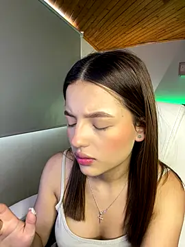 Sofia18 pinkk online show from 10-12-25, 07:13