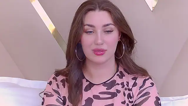 Snapshot of KiraBarlows chatting on 03-20-25, 11:56 KiraBarlows online show from 03-20-25, 11:56