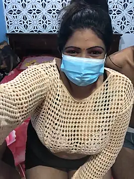 Snapshot of Lovely_WINDI chatting on 05-20-26, 06:36 Lovely WINDI online show from 05-20-26, 06:36