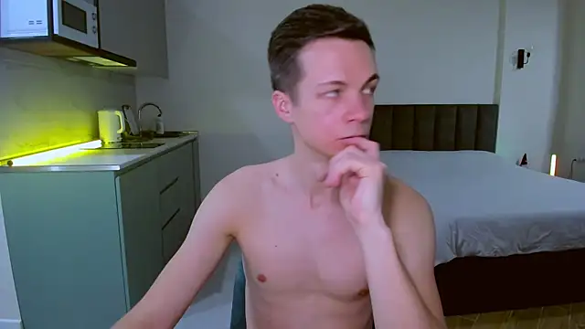 max shy online show from 02-01-25, 03:50